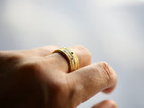 18k gold ring with diamonds