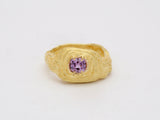 gold ring with Madagascar Sapphire